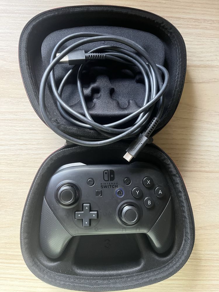 Nintendo Switch e acessórios (incluindo bolsas de transporte)