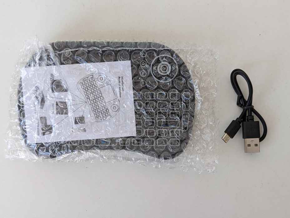 Comando Universal USB | Teclado QWERTY | Touchpad | Luz | Bateria | i8