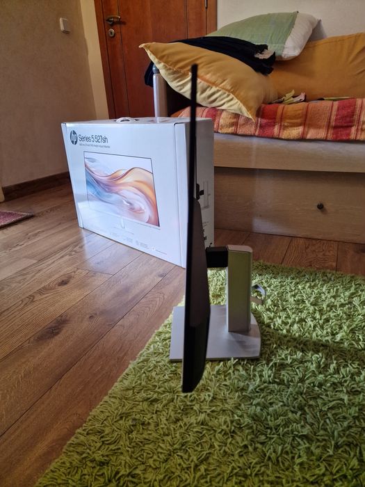Monitor HP 5 527sh (NOVO)