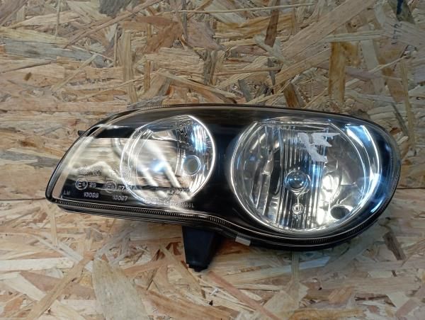 Ótica / farol esquerda TOYOTA Corolla Sedan (_E11_)