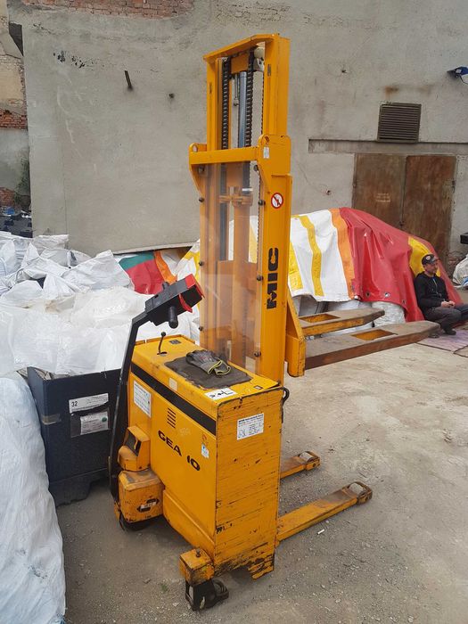 Електро штабелер самохідний jungheinrich новий аккумулятор