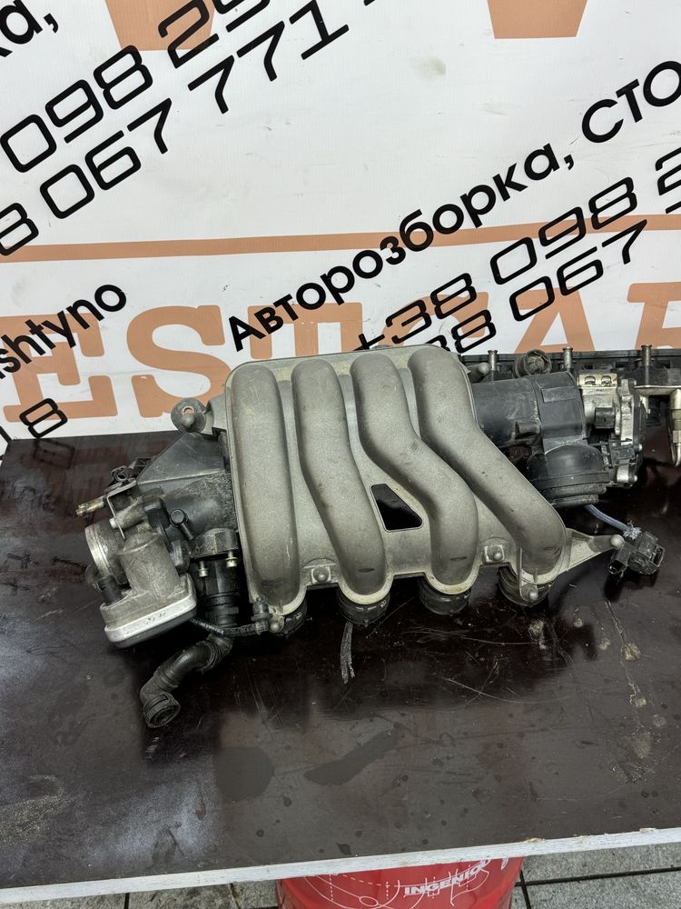 Паливна рампа 06D133209S 06D133317F 06D133340 2.0FSI Audi Skoda Vw