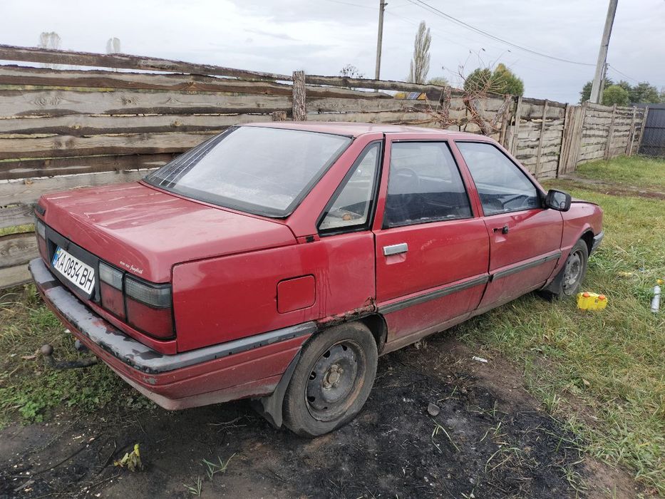 Продам автомобіль з документами