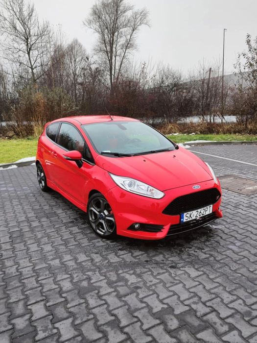Ford Fiesta Ford Fiesta ST2 Mk7 2013•Bez­wy­pad­ko­wa•Bogata wersja•Modyfikowana