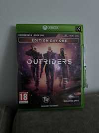OUTRIDERS  Xbox series i one. PL