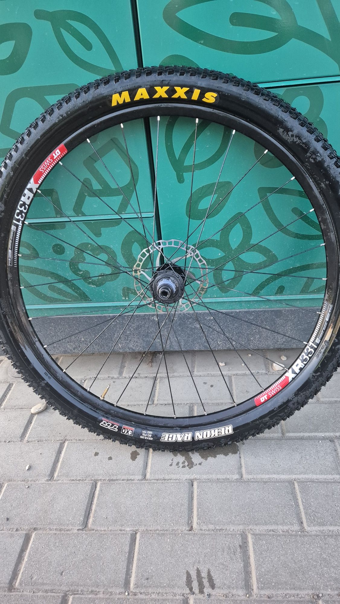 Koła aluminiowe MTB 29 całość DT Swiss nowe opony