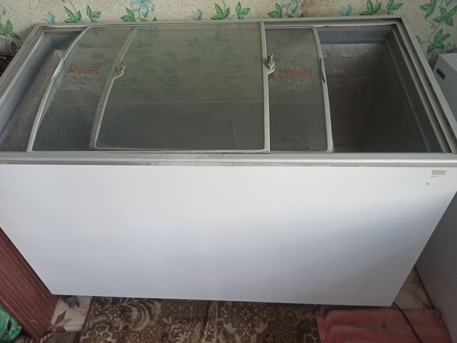 Продам морозильную камеру