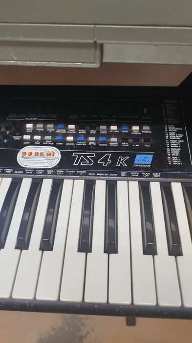 Teclado sintetizador solton