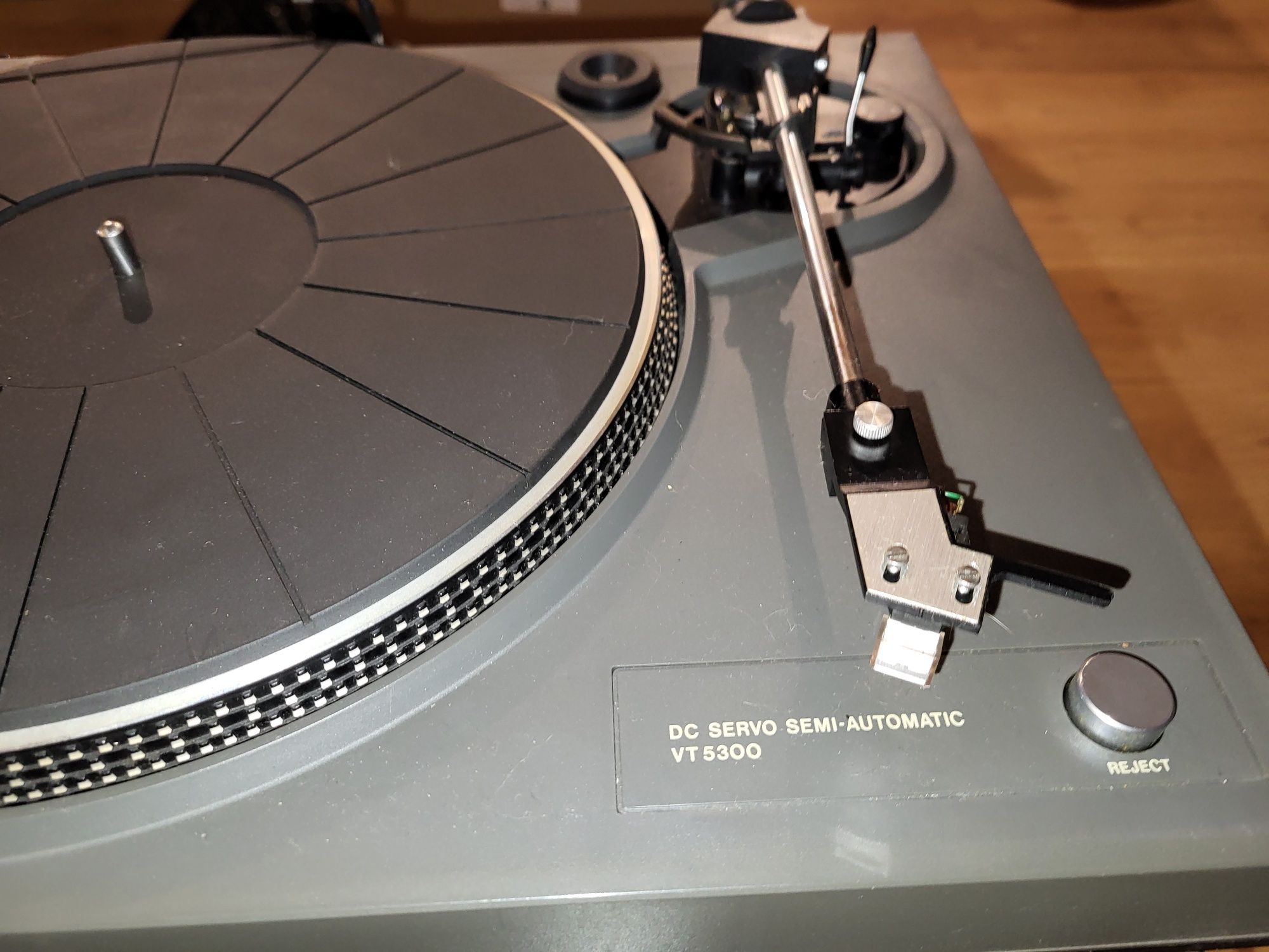 Gramofon VISONIC