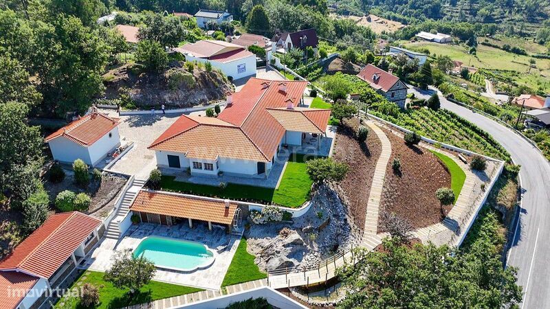 Quinta T4 / Baião, Campelo e Ovil