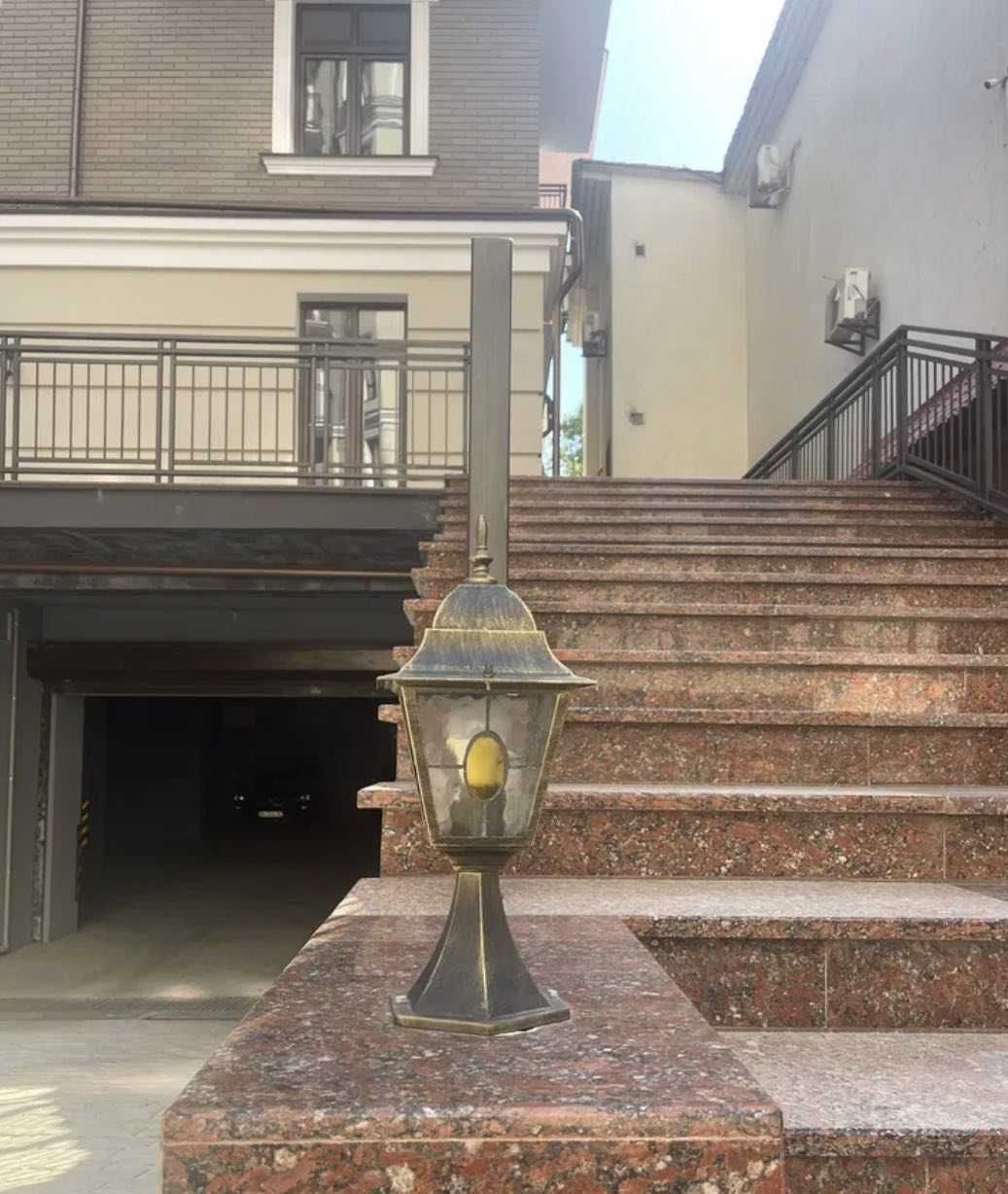Продам 1но кім. квартиру по Базарній вул.