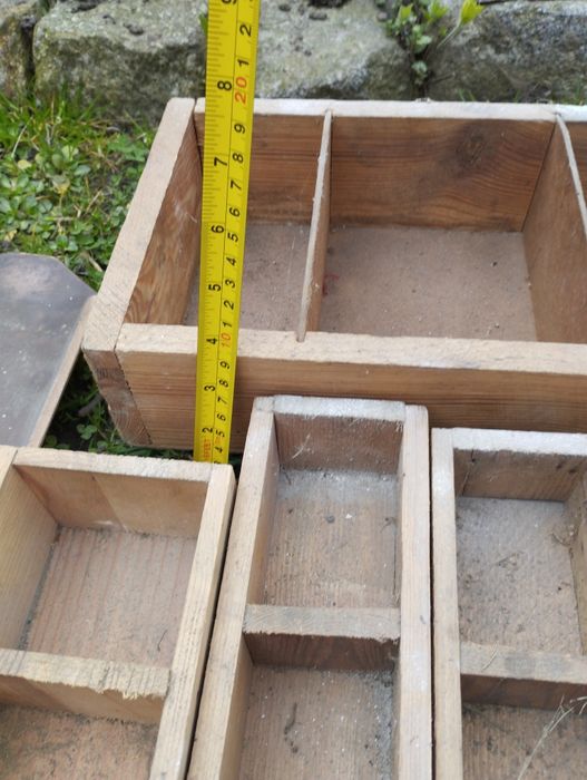 Skrzynki z przegródkami