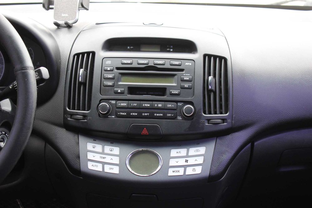 Hyundai Elantra 2008 року