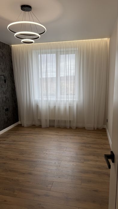 Євродвушка з новим ремонтом! Хороша локація