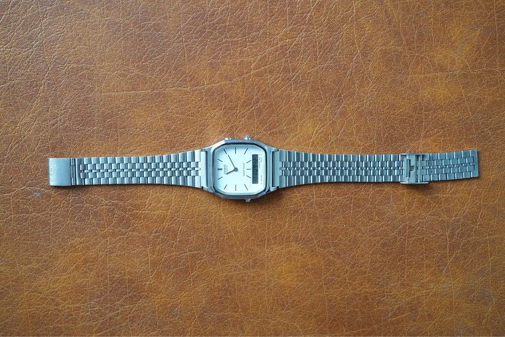 Zegarek Casio Vintage AQ-228 Srebrny Legendarny Stary Retro