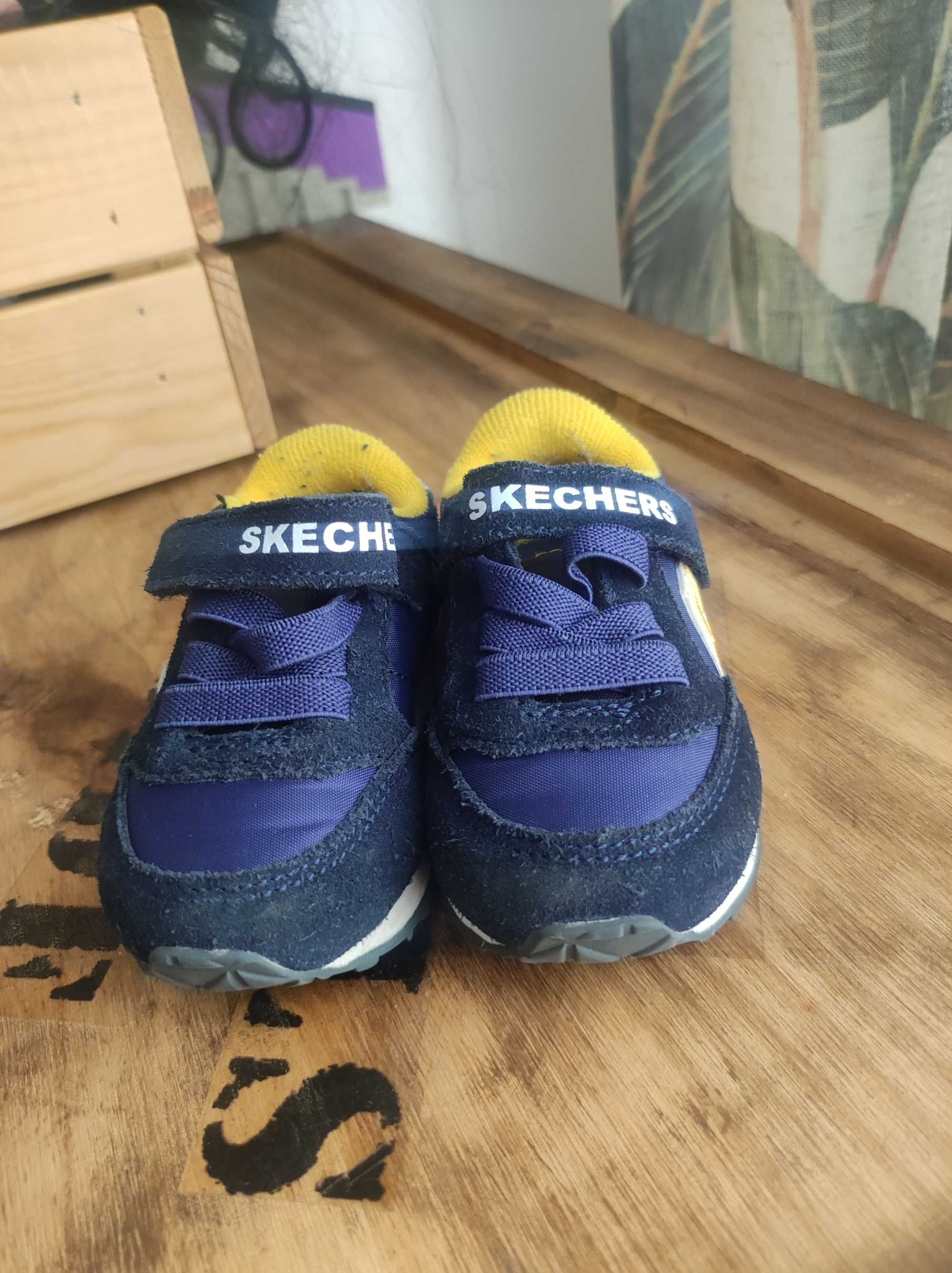 Tênis bebe Skechers