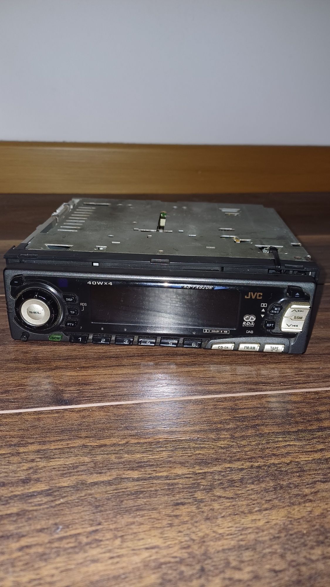 Rádio JVC para carro