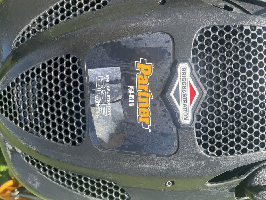 Kosiarna spalinowa Partner 2,4KW