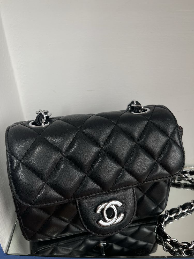 CHANEL сумочка оригінал