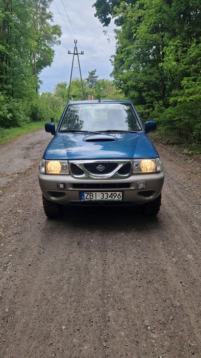Nissan Terrano II 2.7 TDI 4x4 – Offroadowy Twardziel