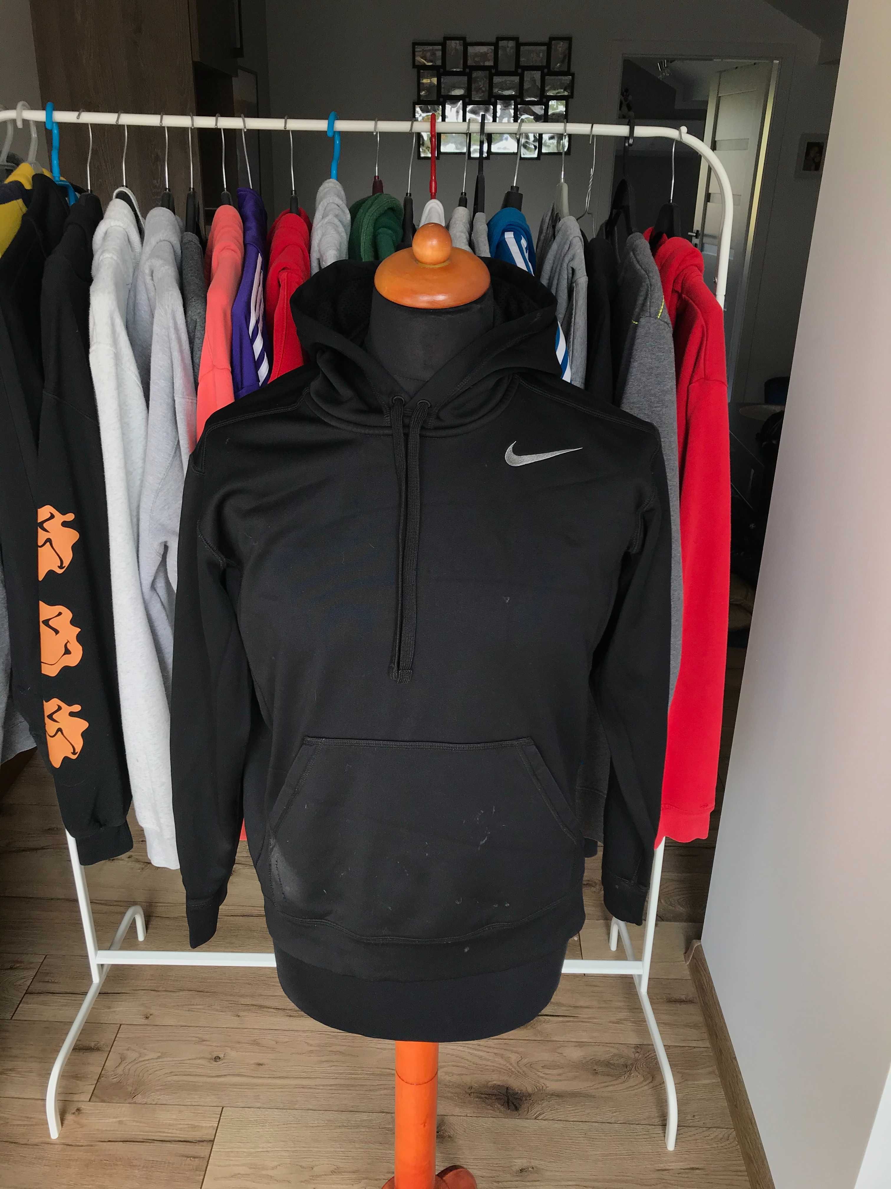 Bluza hoodie Nike "swosh" therma fit rozm. M