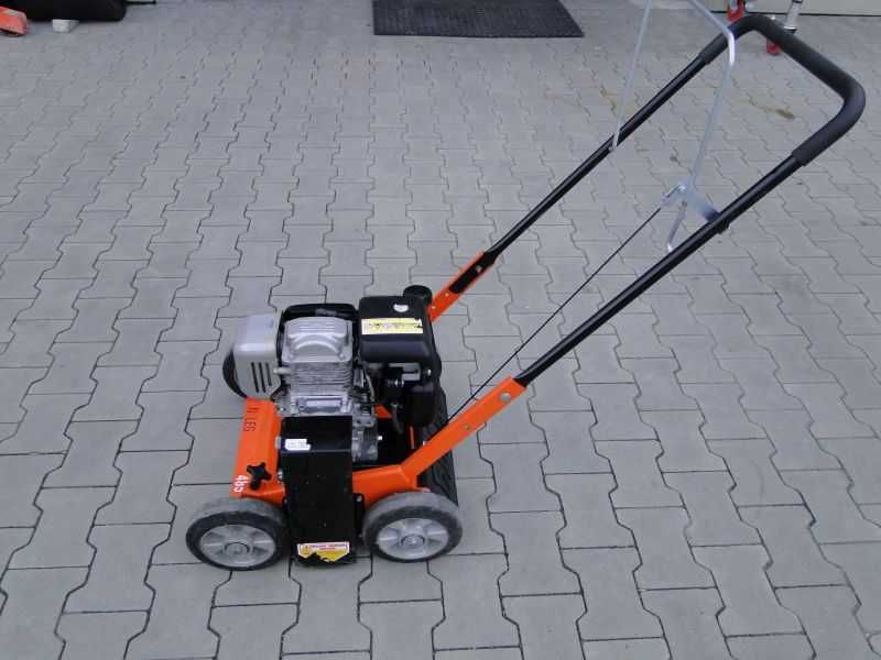 Wertykulator Aerator do trawy ELIET HONDA GC 135 Mocny Profesjonalny