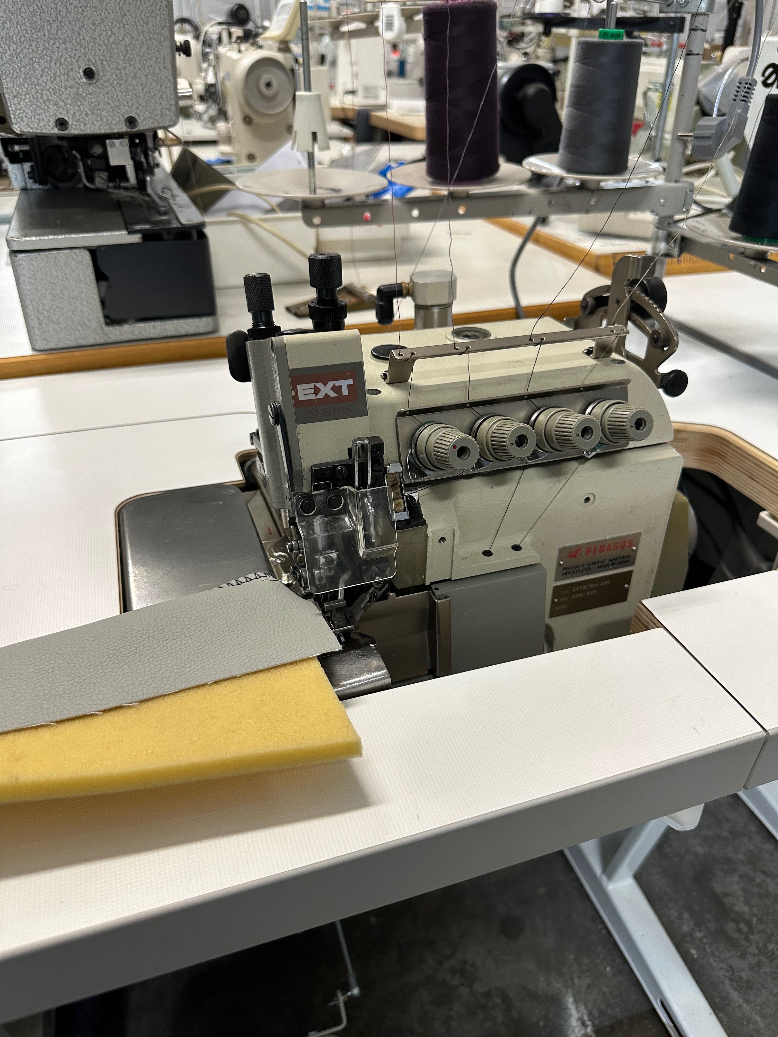 Overlock Pegasus EXT3216H podwójny transport