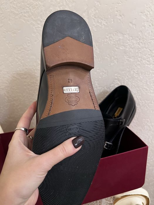 продам мужские кожанные туфли Zilli