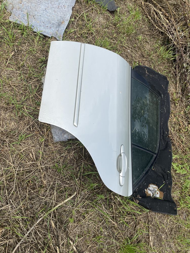 Lexus ls400 maska silnika , klspa bagaznika , drzwi przednie