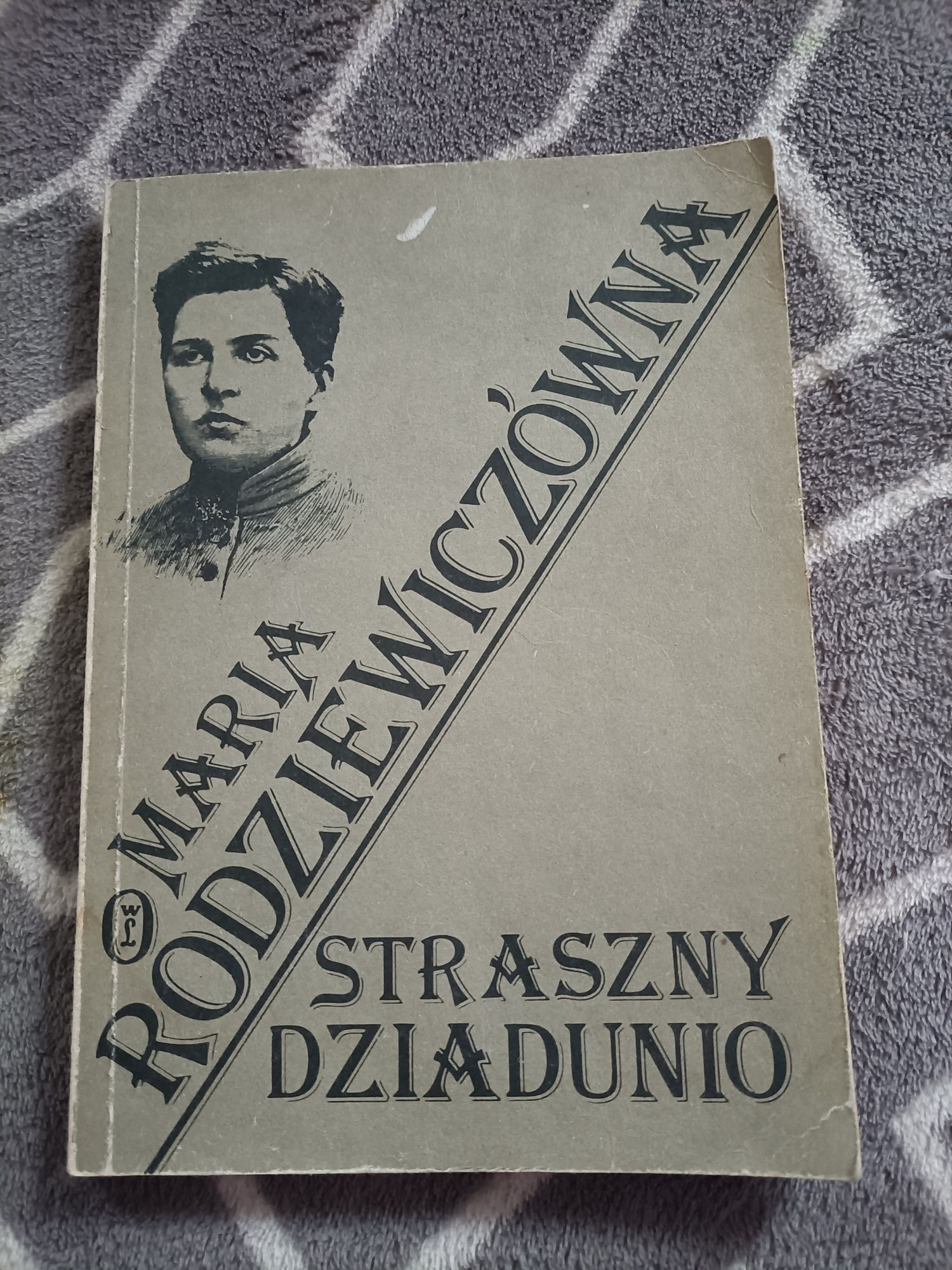 Straszny dziadunio książka