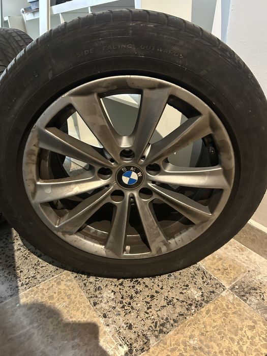 Pneus e jantes 17 bmw