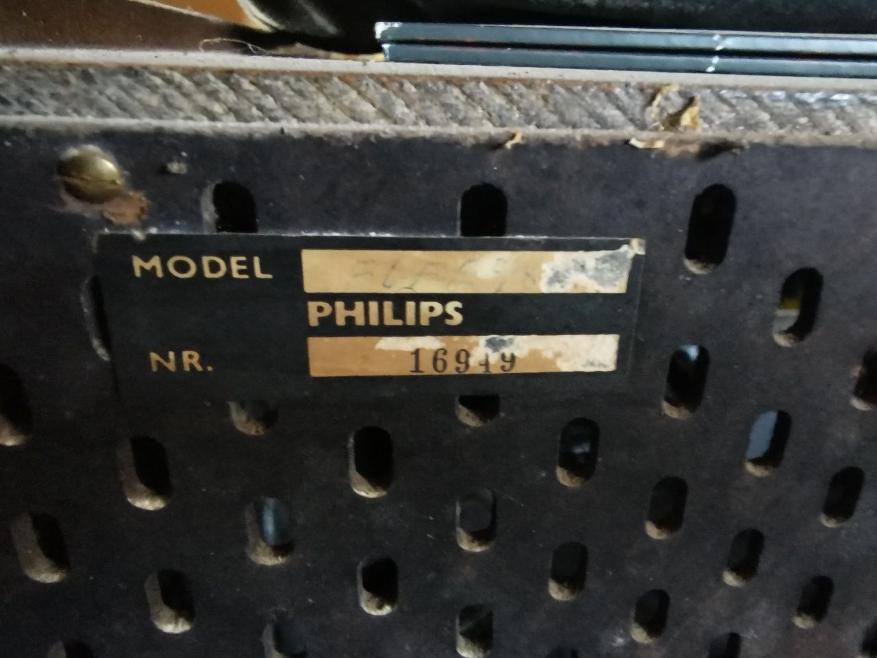 Rádio Vintage Philips D HiZ