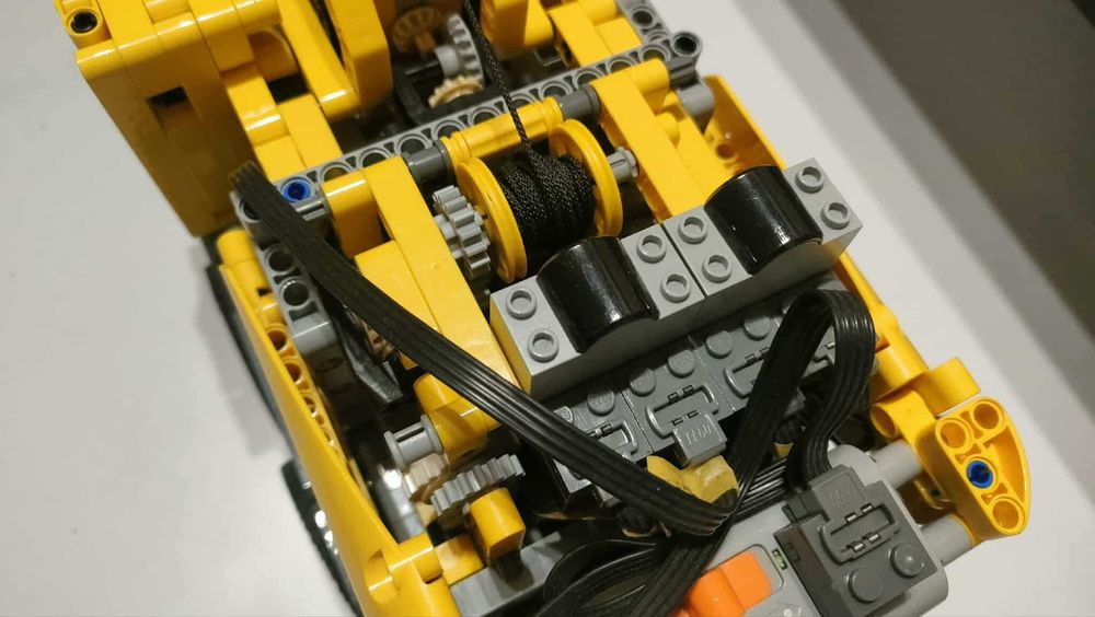 LEGO Technic - żuraw MK II 42009- zmodyfikowany w pełni funkcjonalny
