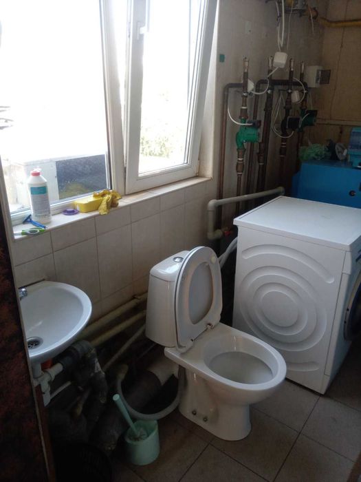 Здається кімната м. Звіринецька, м. Либідська (світло не вимикають)