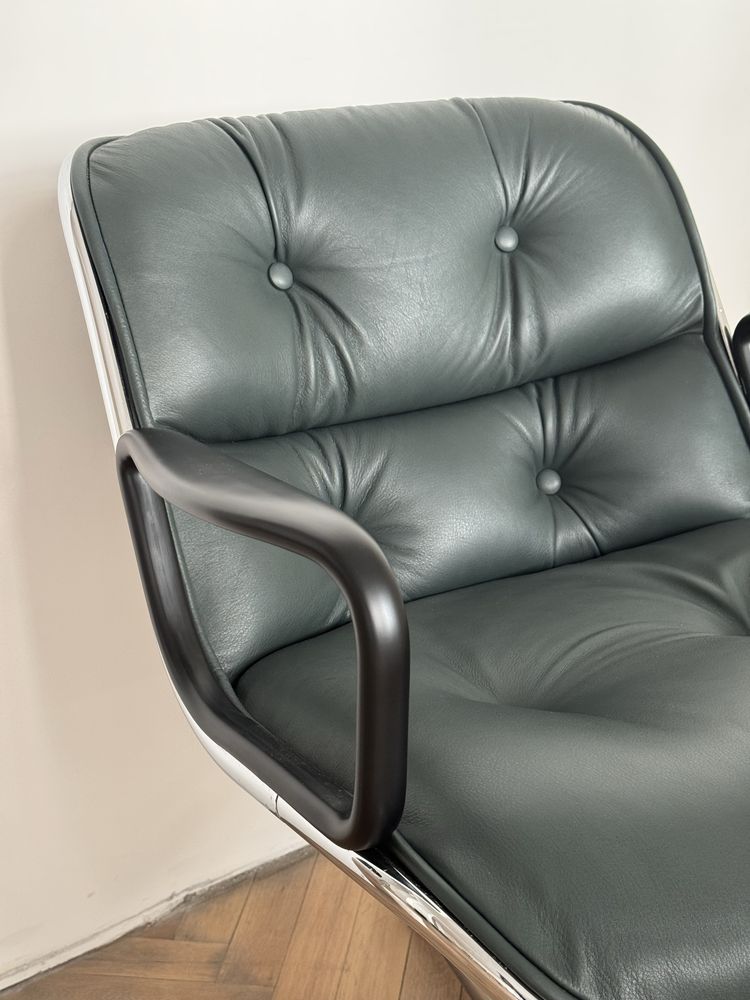 Fotel Knoll Charles Pollock executive chair, nie duński design