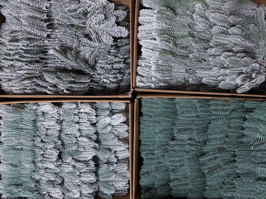 Хвоя, новорічний декор, різдвяний декор, флористика, рукоділля