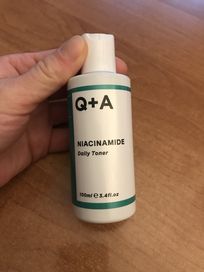 Tonik Q+A niacinamide daily toner 100 ml niacynamid