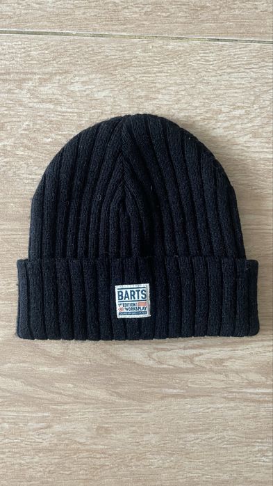 Двостороння щапка біні від barts