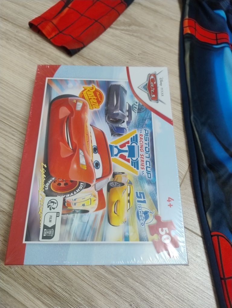 Strój Spider-Man+ nowe puzzle gratis