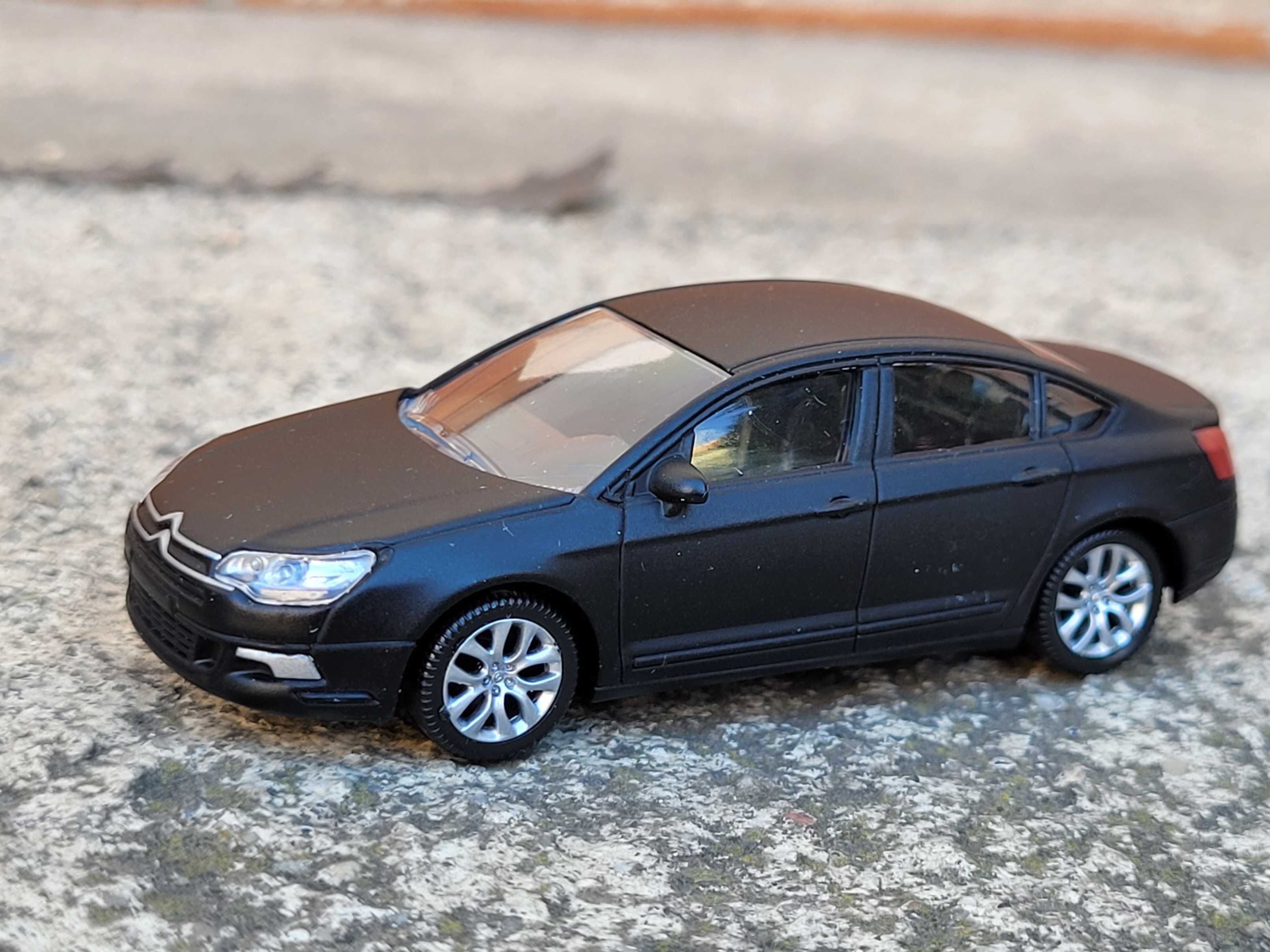 Kolekcja modeli Citroen C5 C5X  Norev 1:64 nowe