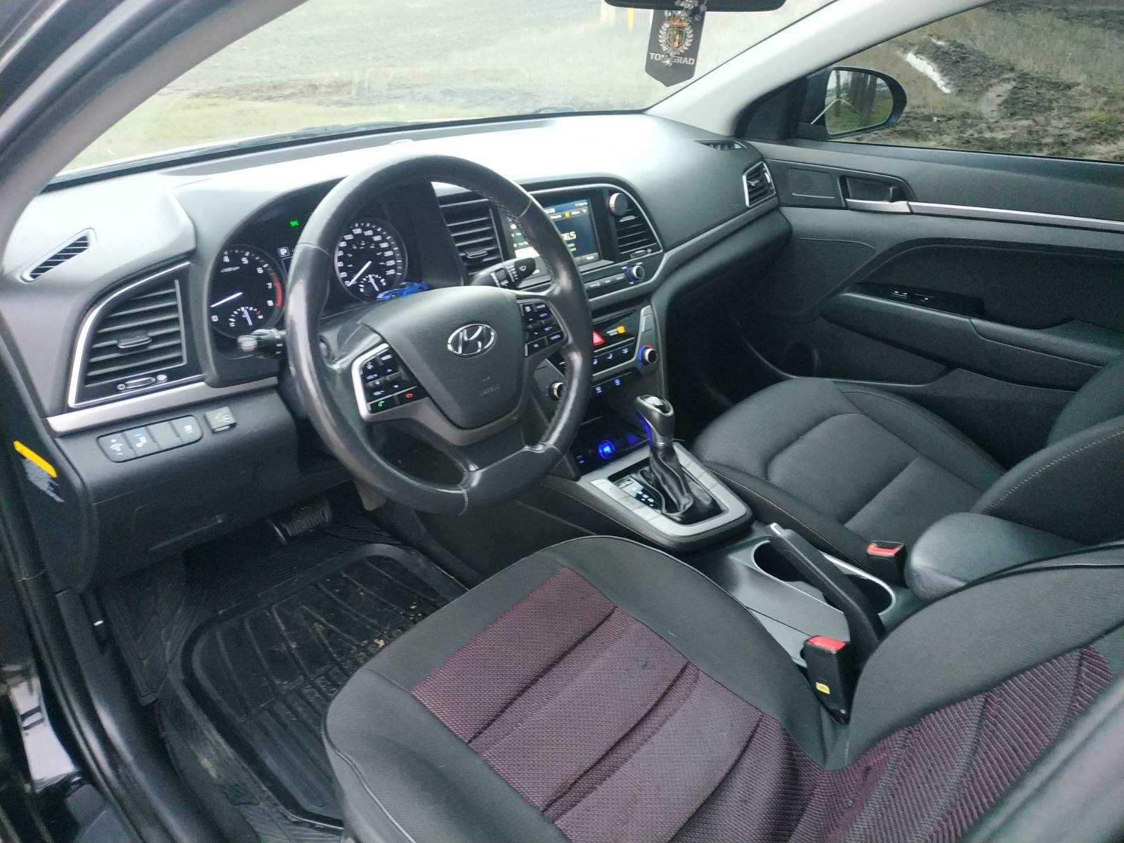 Hyundai Elantra 2017