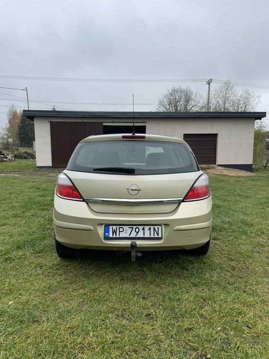 Opel Astra H 2005r.