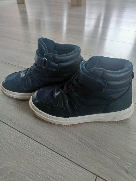 Buty chłopięce przejściowe 32