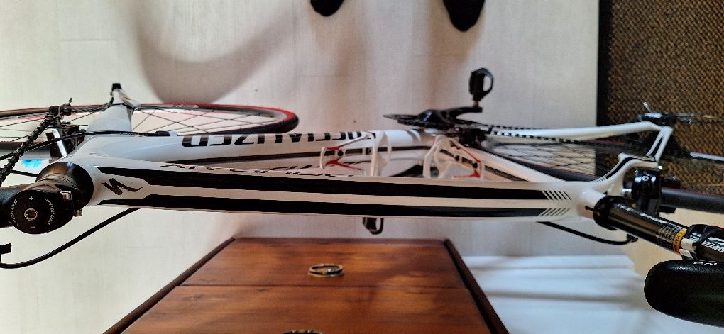 Rower szosowy Spezialized Roubaix SL2