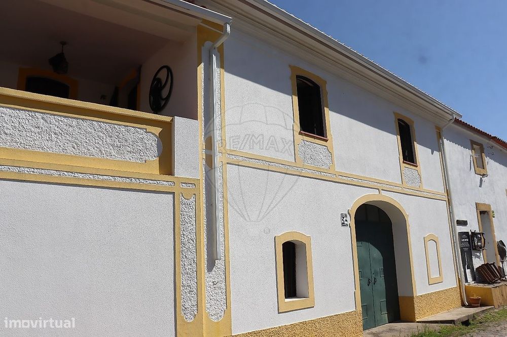 Moradia T7 para venda