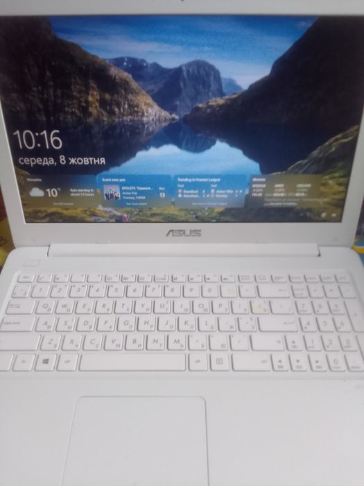Ноутбук Asus Е 502 М