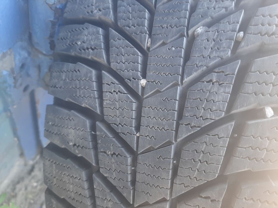 Резина бу 225 65 17
