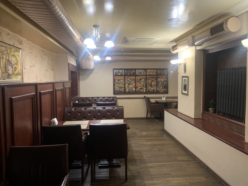 Сдам  Кафе/Ресторан 200м2. Пр Яворницкого .(пр Карла Маркса)