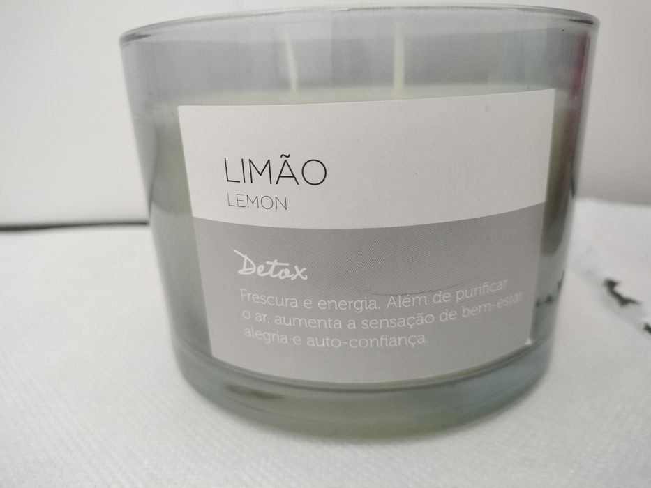 Velas aromatizadas novas