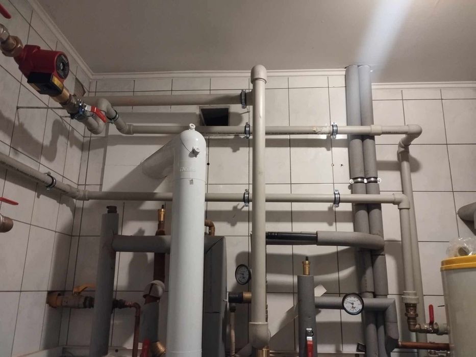 Montaże : Klimatyzacja, Piece na pellet, Pompy ciepła, Solary